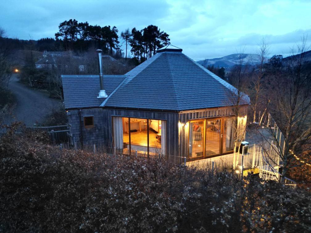 Dalnoid Cottages & Treehouses Nr Glenshee Экстерьер фото