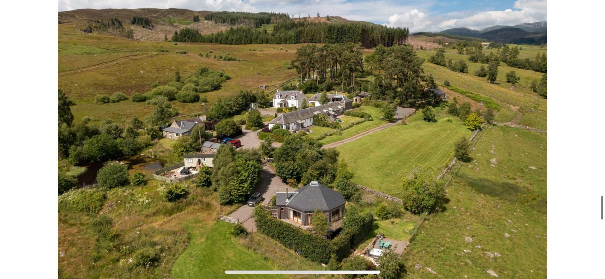 Dalnoid Cottages & Treehouses Nr Glenshee Экстерьер фото